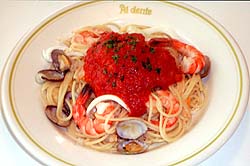 スパゲッティブカニエラ（海賊風）　1150円（税込）