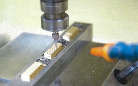 NC彫刻機