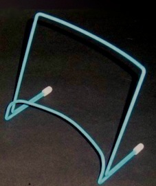 オリジナル製品　Ｔスタンド・立てるんです