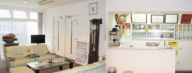 高野旅館（相模原市）　フロント