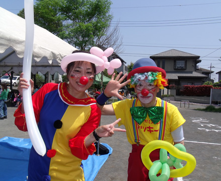 子供達にバルーンプレゼント! 子供達にバルーンプレゼント!