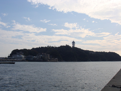 藤沢駅南口から徒歩約6分に位置する特許事務所 藤沢駅南口から徒歩約6分に位置する特許事務所